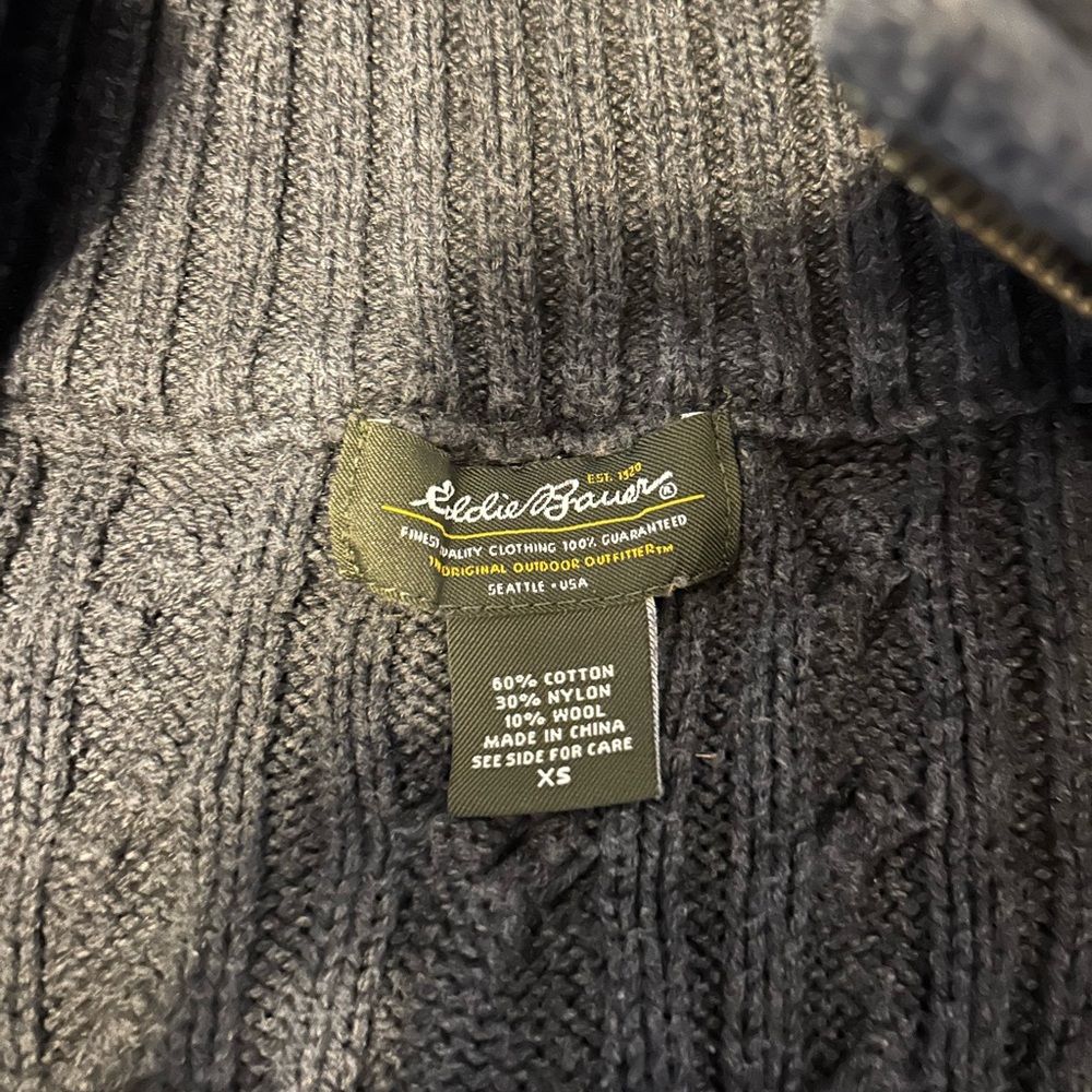 Knit sweater, zip up